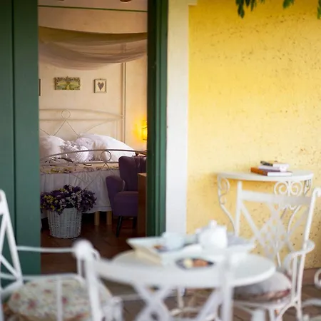 Alloggio per agriturismo La Meridiana Lanuvio