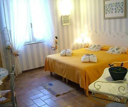 La Meridiana Alloggio per agriturismo Sambuco (Rome)